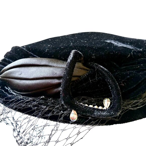 Vintage Black Velvet Satin Pillbox Hat Veil 1950s 60s Cocktail Formal main image 13